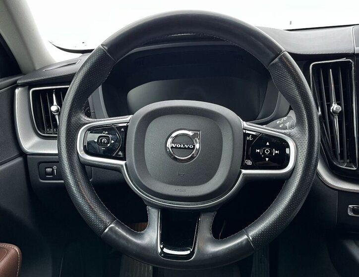 Volvo XC60 SUV 2,0 l 184 kw