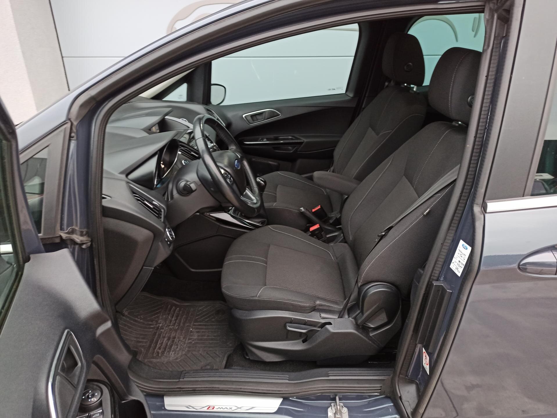 Ford B-MAX Hatchback 999,0 92 kw