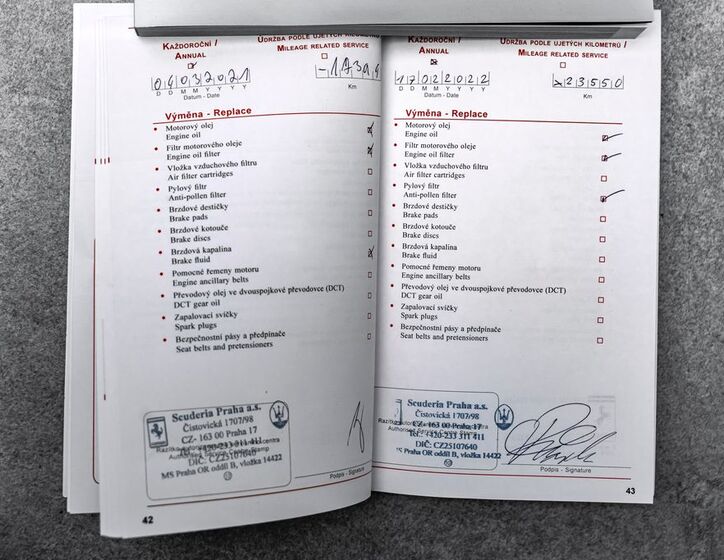 Ferrari Portofino 35