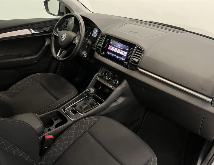 Škoda Karoq SUV / Terénní 1,5 l 110 kw