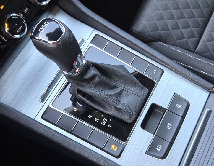 Škoda Superb Kombi 1,5 l 110 kw