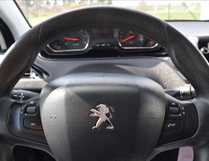 Peugeot 208 Hatchback 1,4 l 50 kw