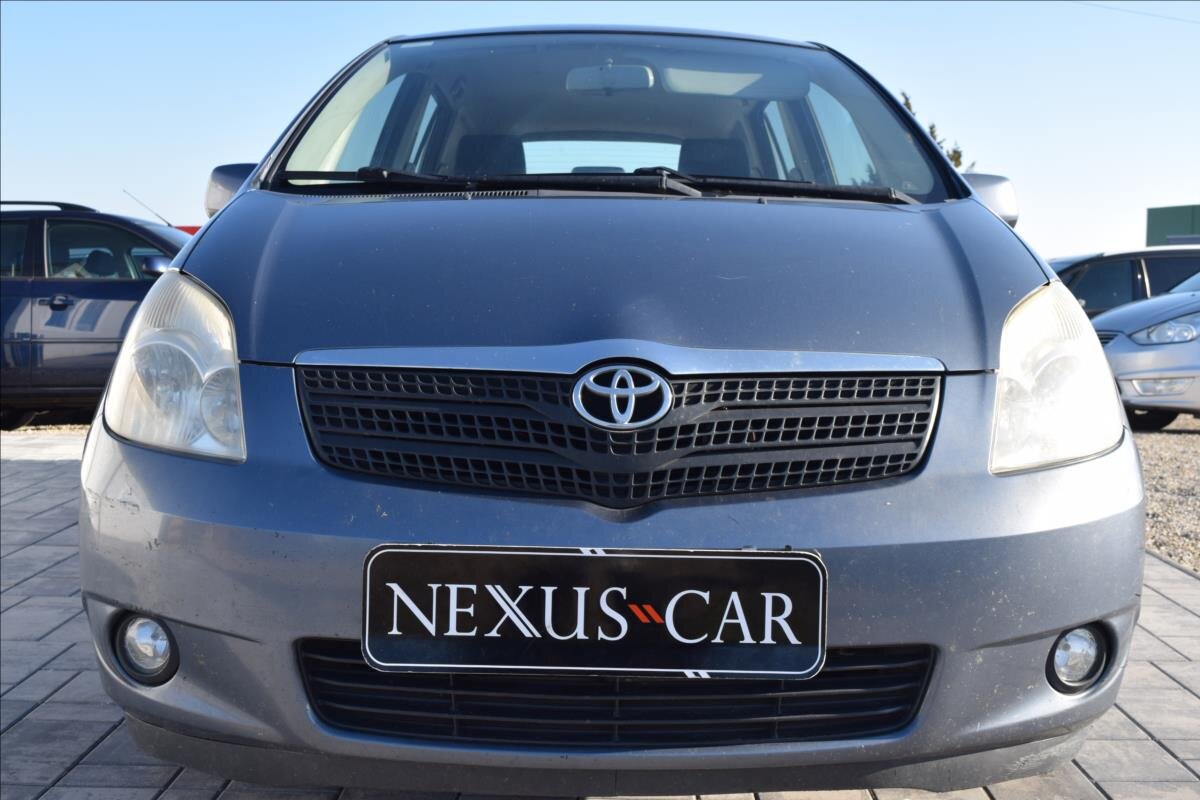 Toyota Corolla Verso Kombi 1,6 l 81 kw