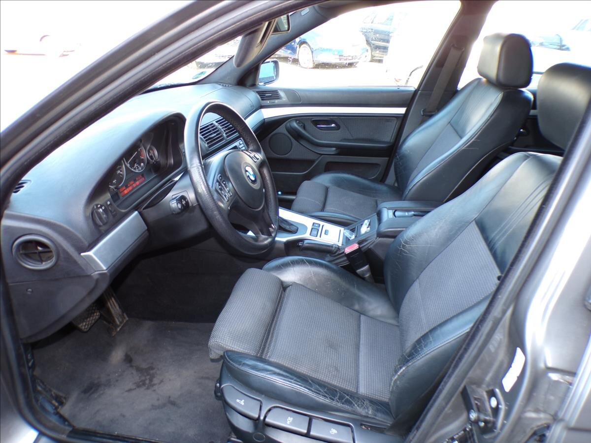 BMW Řada 5 Kombi 2,2 l 125 kw