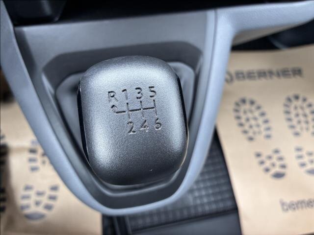 Opel Vivaro Skříň 2,0 l 90 kw