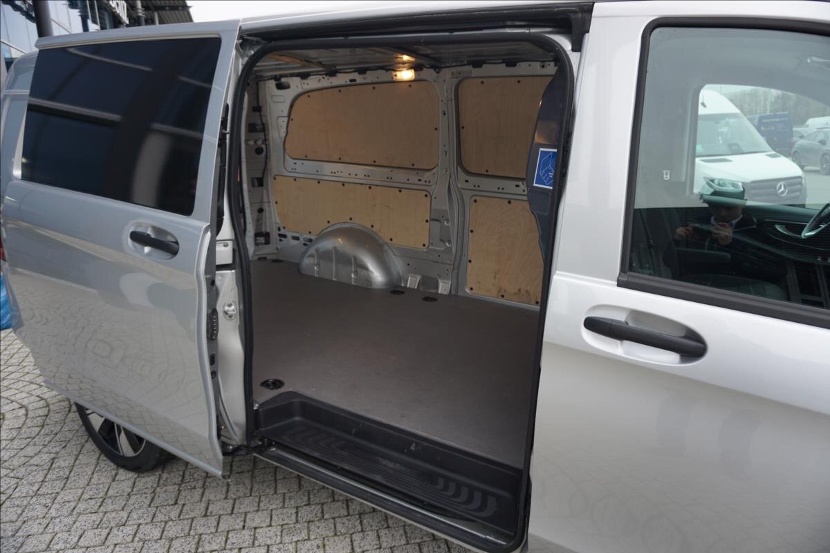 Mercedes-Benz Vito Skříň 2,0 l 140 kw