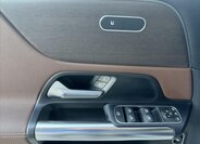 Mercedes-Benz GLA SUV / Terénní 2,0 l 165 kw