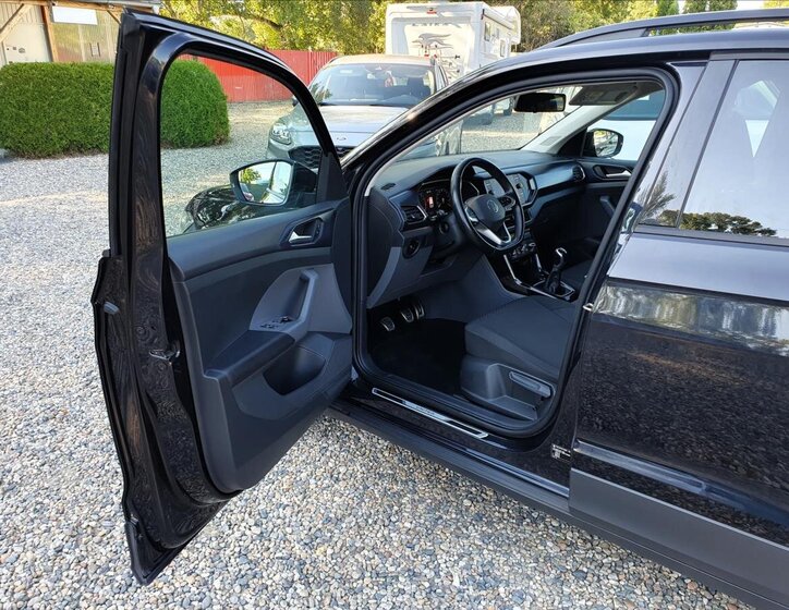 Volkswagen T-Cross SUV 999,0 70 kw