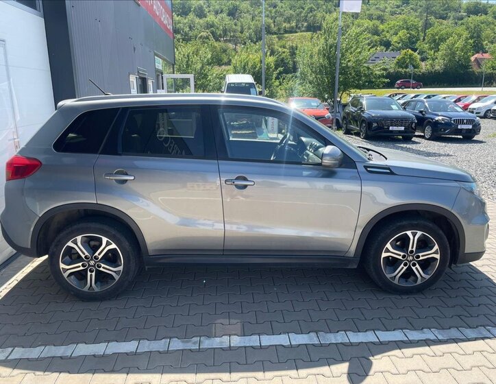 Suzuki Vitara 4