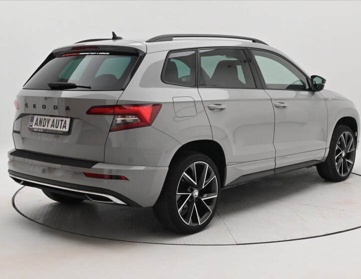 Škoda Karoq SUV 1,5 l 110 kw