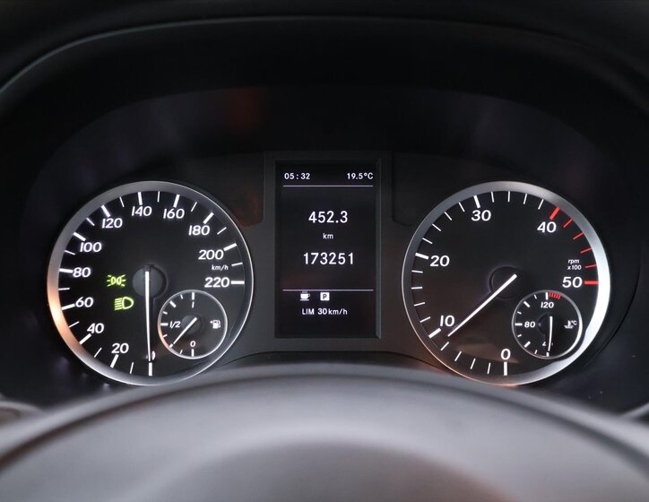 Mercedes-Benz Vito Ostatní 1,6 l 84 kw