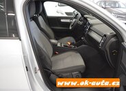 Volvo XC40 SUV 2,0 l 120 kw