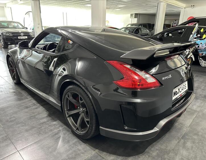 Nissan 370 Z 4