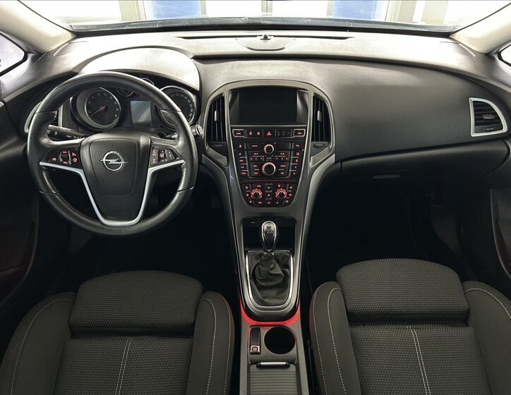 Opel Astra Hatchback 1,6 l 125 kw