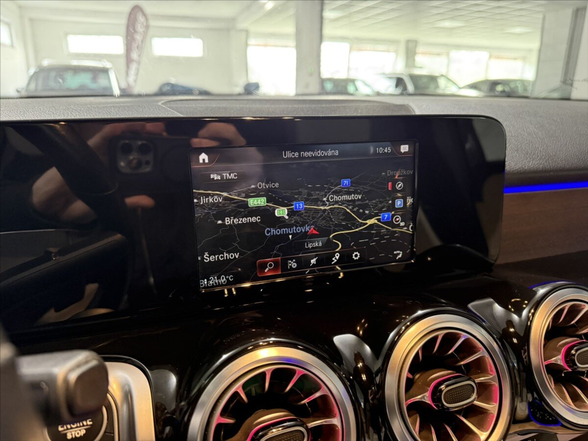 Mercedes-Benz GLB SUV / Terénní 2,0 l 110 kw