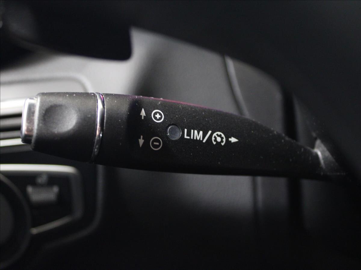 Mercedes-Benz Třídy C Kombi 2,0 l 135 kw