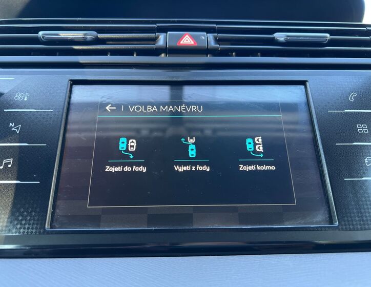 Citroën Grand C4 Picasso 21