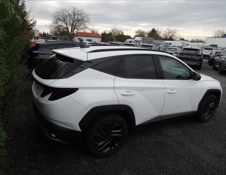 Hyundai Tucson SUV 1,6 l 118 kw