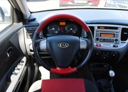 KIA Rio Sedan / Limuzína 1,4 l 71 kw