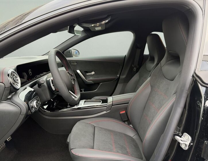 Mercedes-Benz CLA 13