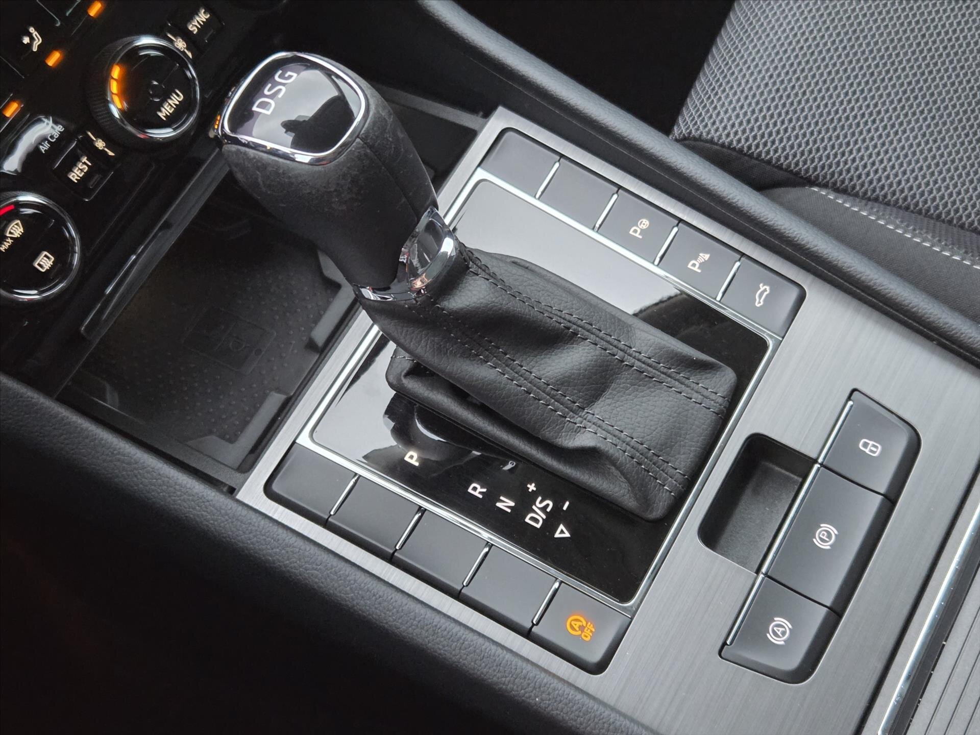 Škoda Superb Kombi 1,5 l 110 kw