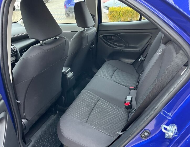 Toyota Yaris Cross 15