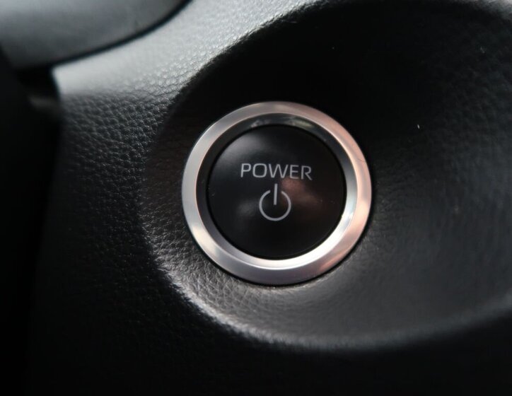 Toyota Corolla Cross Hatchback 2,0 l 112 kw