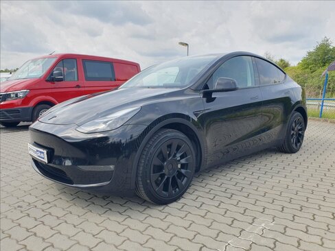 Tesla Model Y SUV / Terénní 10,0 378 kw