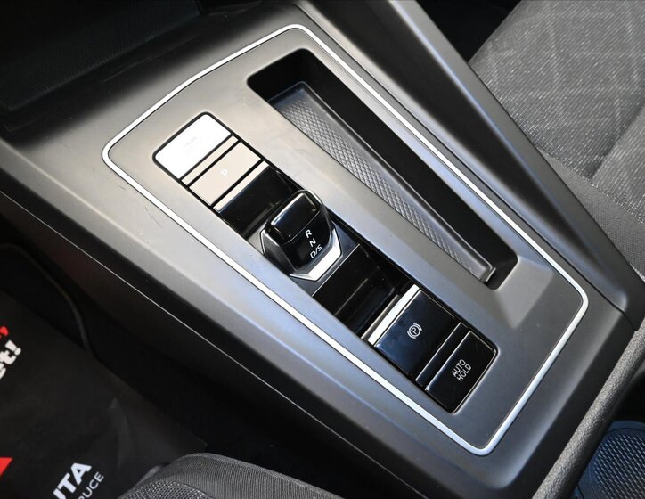 Volkswagen Golf Kombi 2,0 l 110 kw