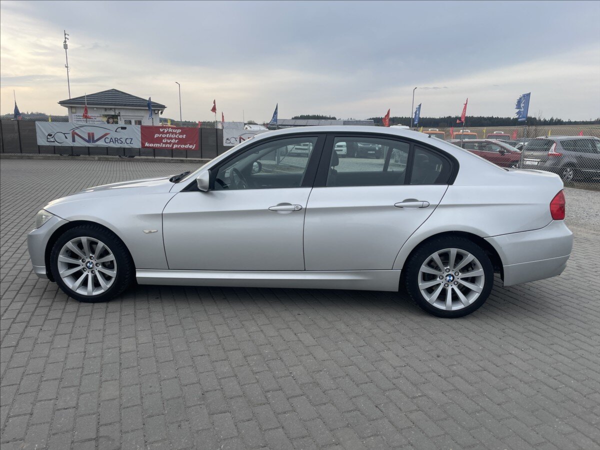 BMW Řada 3 Sedan / Limuzína 2,0 l 105 kw