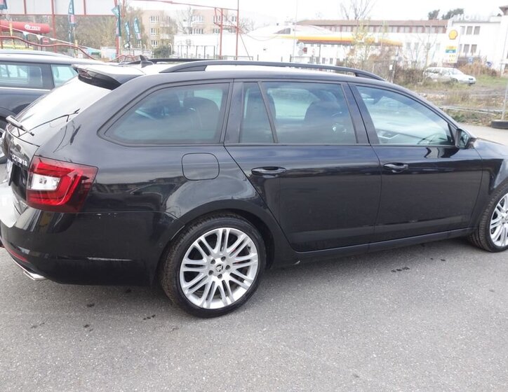 Škoda Octavia 9