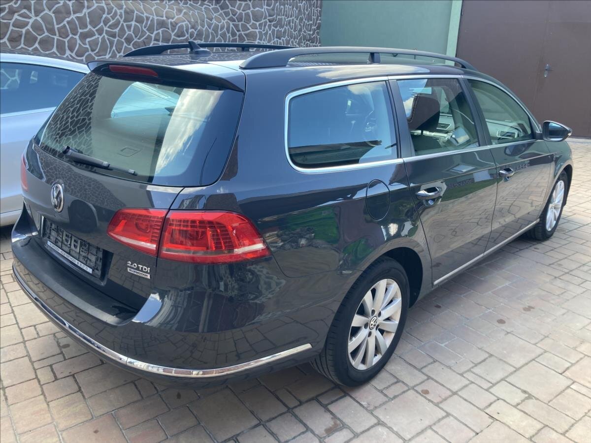 Volkswagen Passat Kombi 2,0 l 103 kw