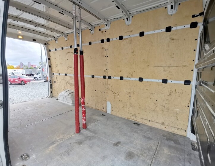 Volkswagen Crafter 17