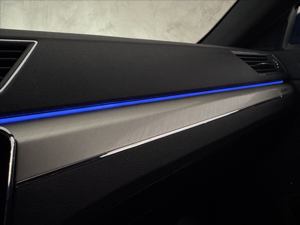 Škoda Superb Kombi 1,4 l 160 kw