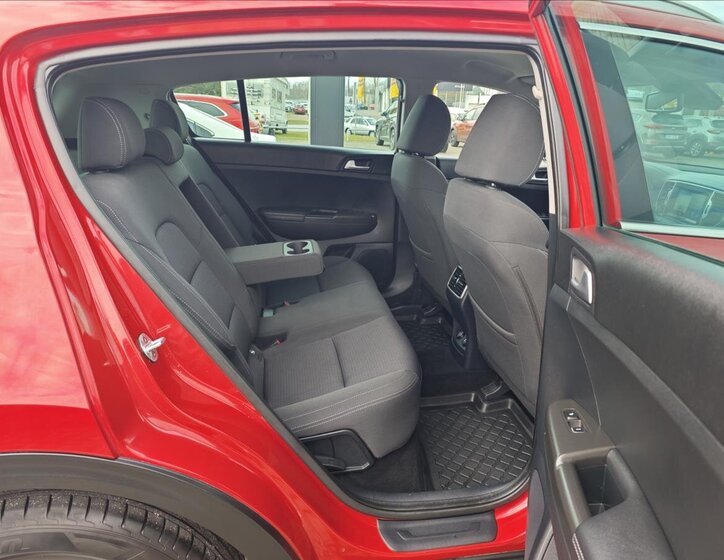 KIA Sportage Ostatní 2,0 l 136 kw