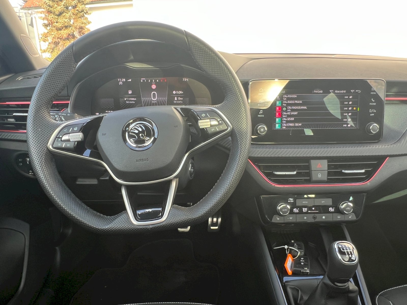 Škoda Scala Hatchback 1,0 l 85 kw