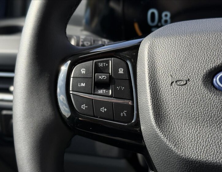 Ford Tourneo Custom MPV 2,0 l 125 kw