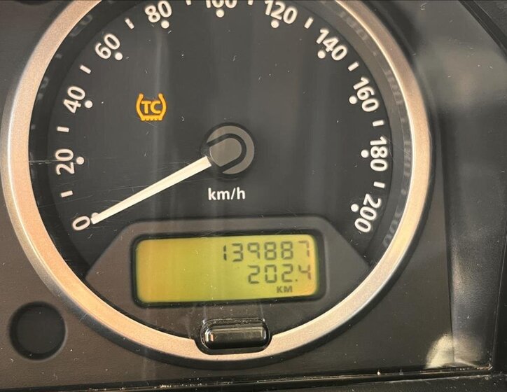 Land Rover Defender Ostatní 2,4 l 90 kw