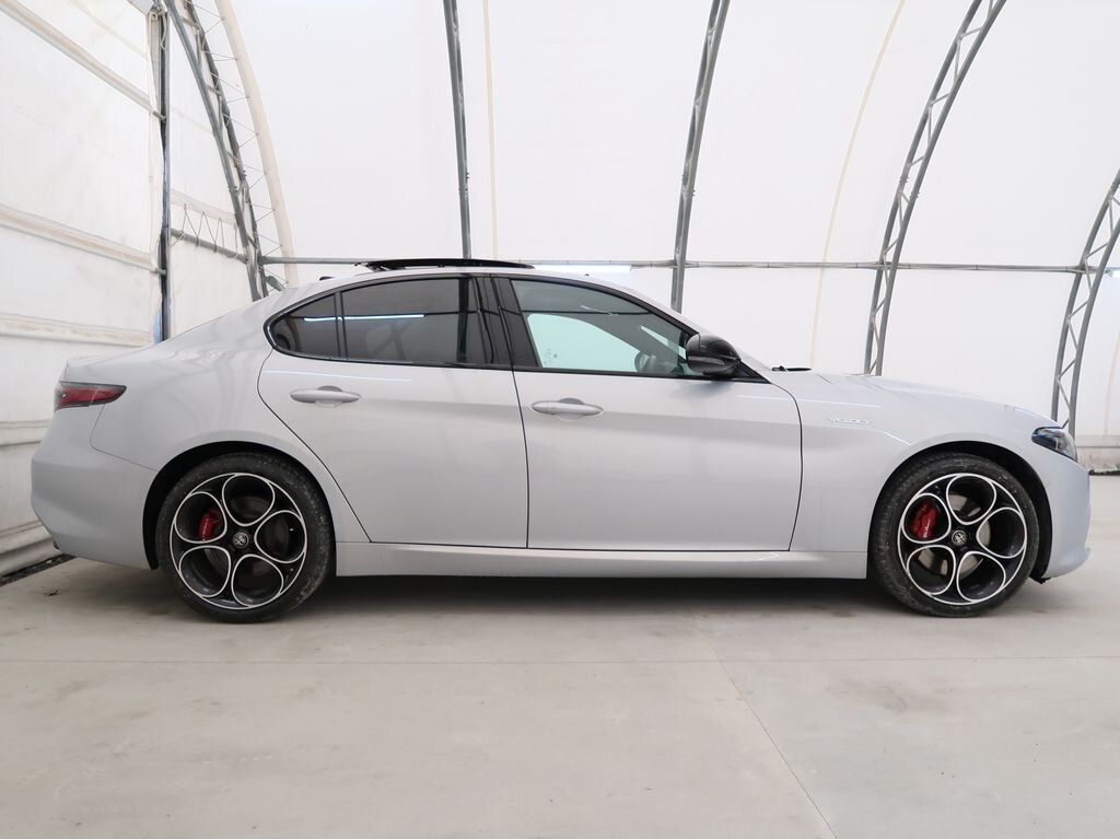 Alfa Romeo Giulia Sedan 2,0 l 206 kw