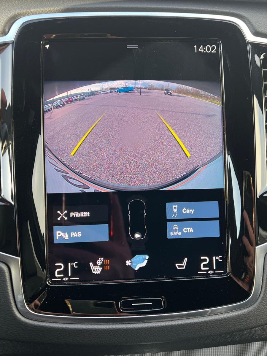 Volvo XC90 SUV / Terénní 2,0 l 173 kw