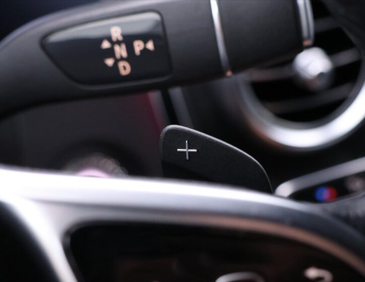 Mercedes-Benz GLC 27