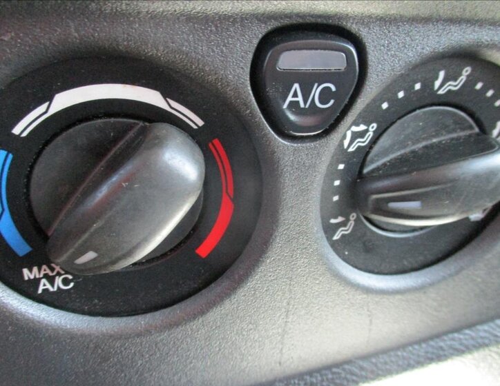 Ford Transit Skříň 2,0 l 96 kw