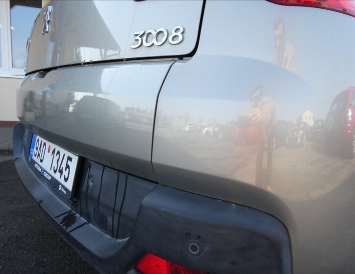 Peugeot 3008 SUV / Terénní 1,6 l 82 kw