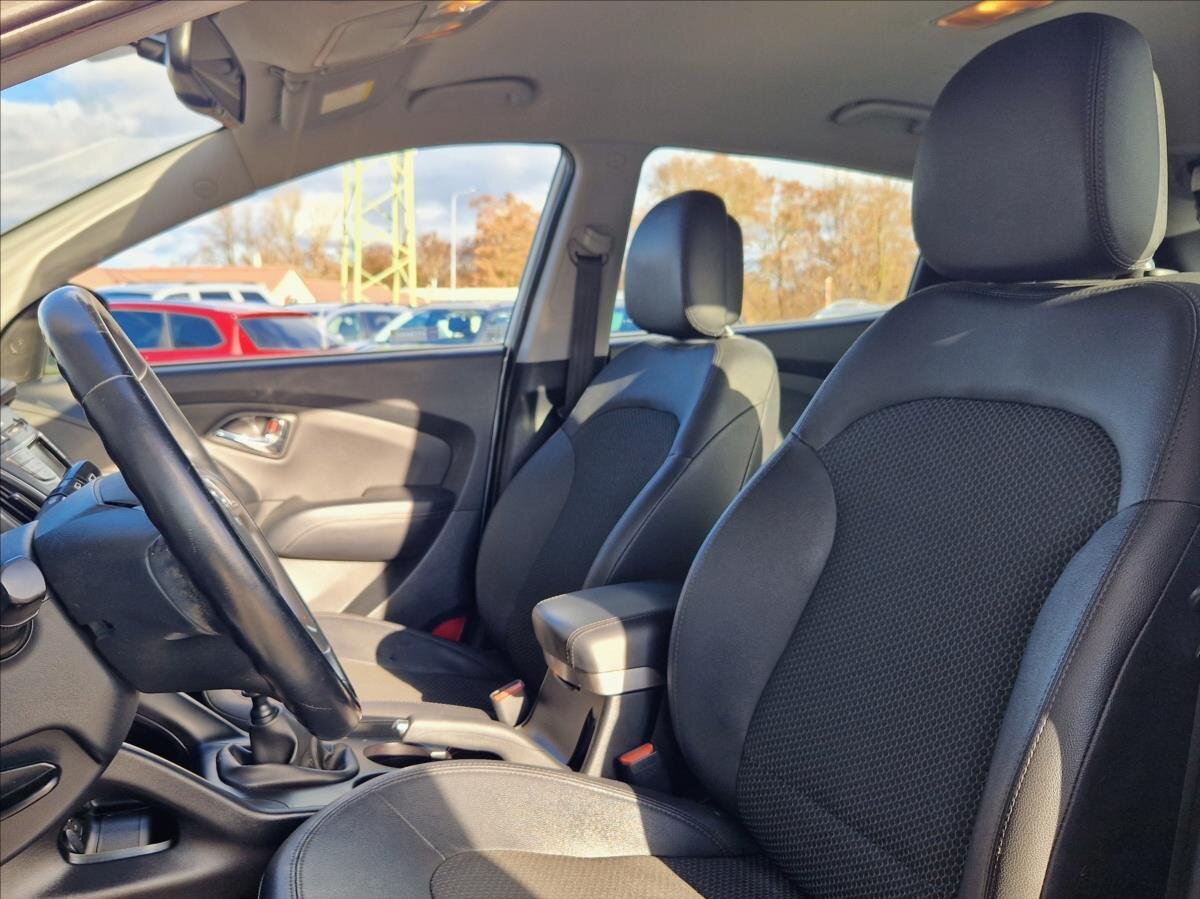 Hyundai ix35 SUV / Terénní 1,6 l 99 kw