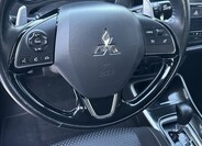 Mitsubishi Outlander 31