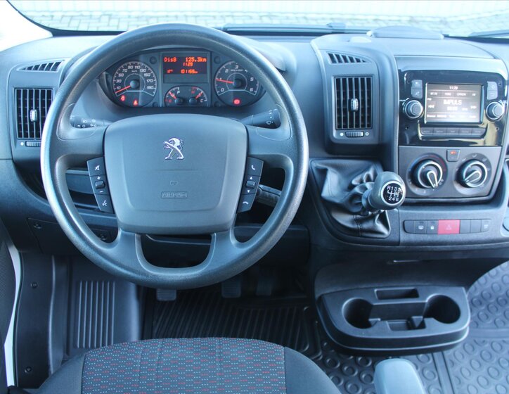 Peugeot Boxer Ostatní 2,2 l 121 kw