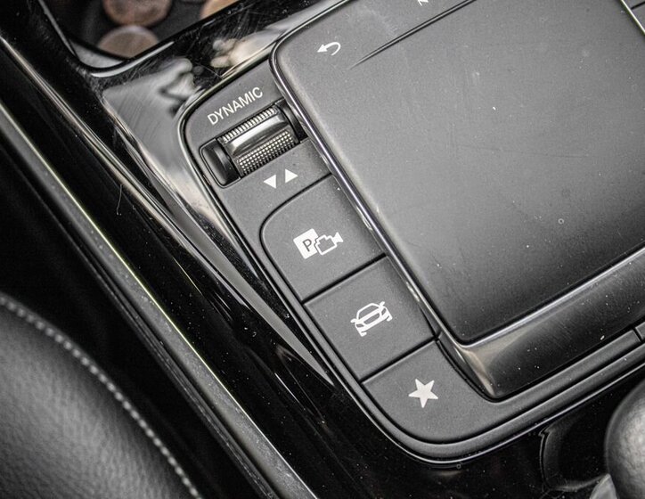 Mercedes-Benz CLA Kombi 2,0 l 321 kw