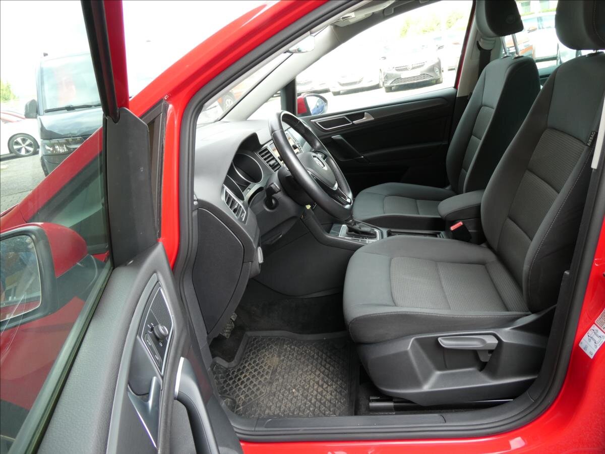 Volkswagen Golf Sportsvan MPV 999,0 85 kw