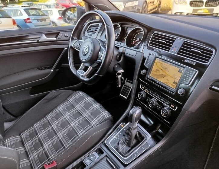 Volkswagen Golf Kombi 2,0 l 135 kw