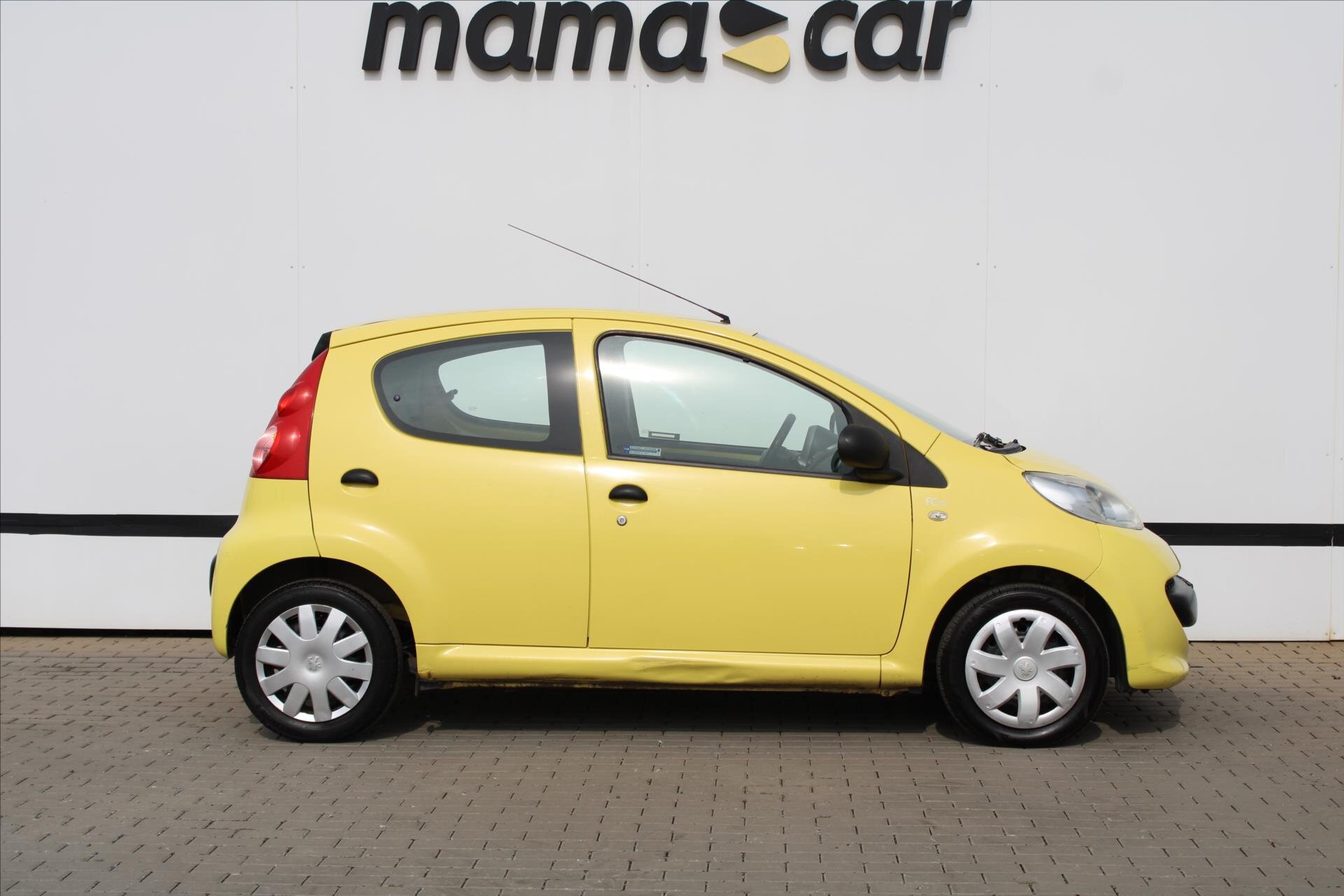 Peugeot 107 Hatchback 998,0 50 kw